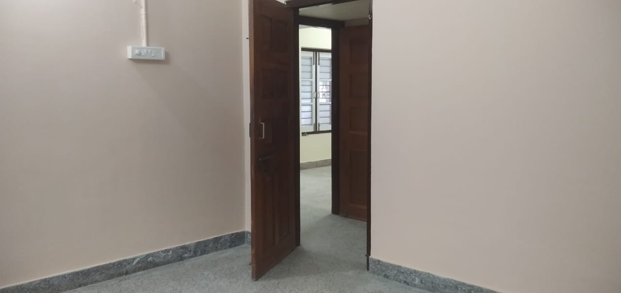 Unfurnished 2bhk unfurnished apartment in Six Mile, Guwahati, Assam, India for Rent